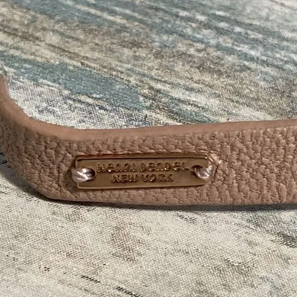 Henri Bendel Wrap Choker Necklace NWT MSRP 98.00 Tan  Leather‎ Gold Tone Pendant - Picture 8 of 10